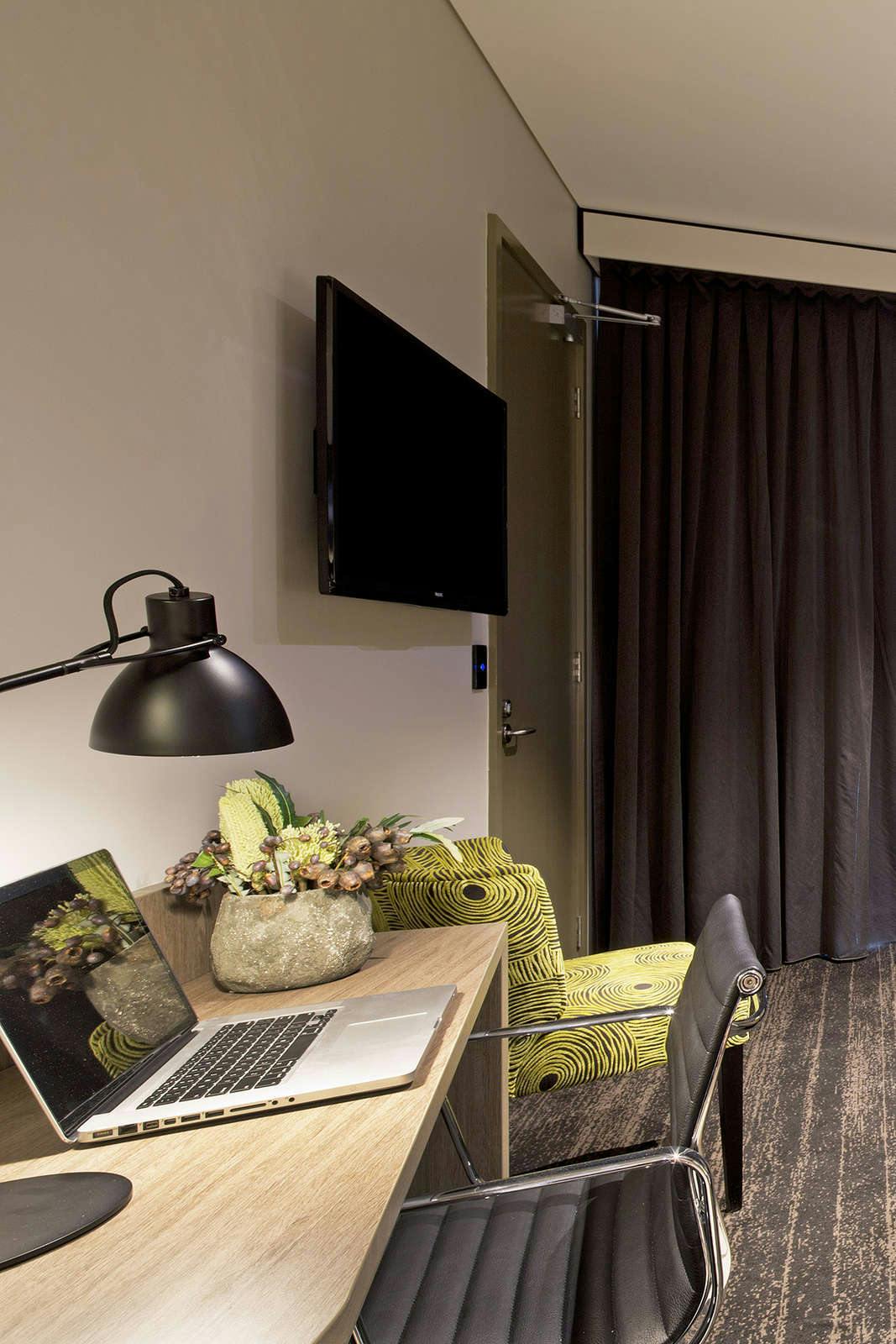 Hotel The Glen Hotel and Suites photo 3