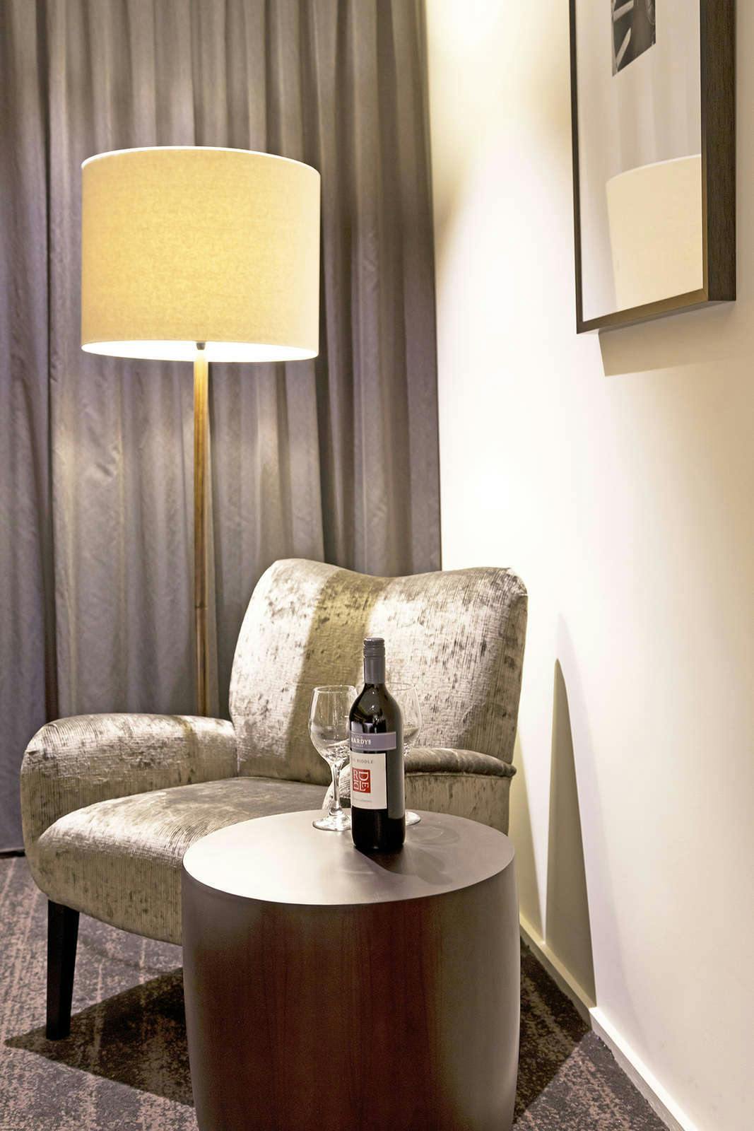 Hotel The Glen Hotel and Suites photo 5