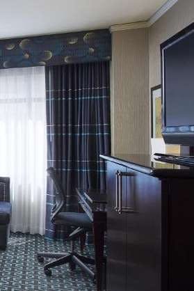 Hotel Juniper Hotel Cupertino, Curio Collection By Hilton photo 4