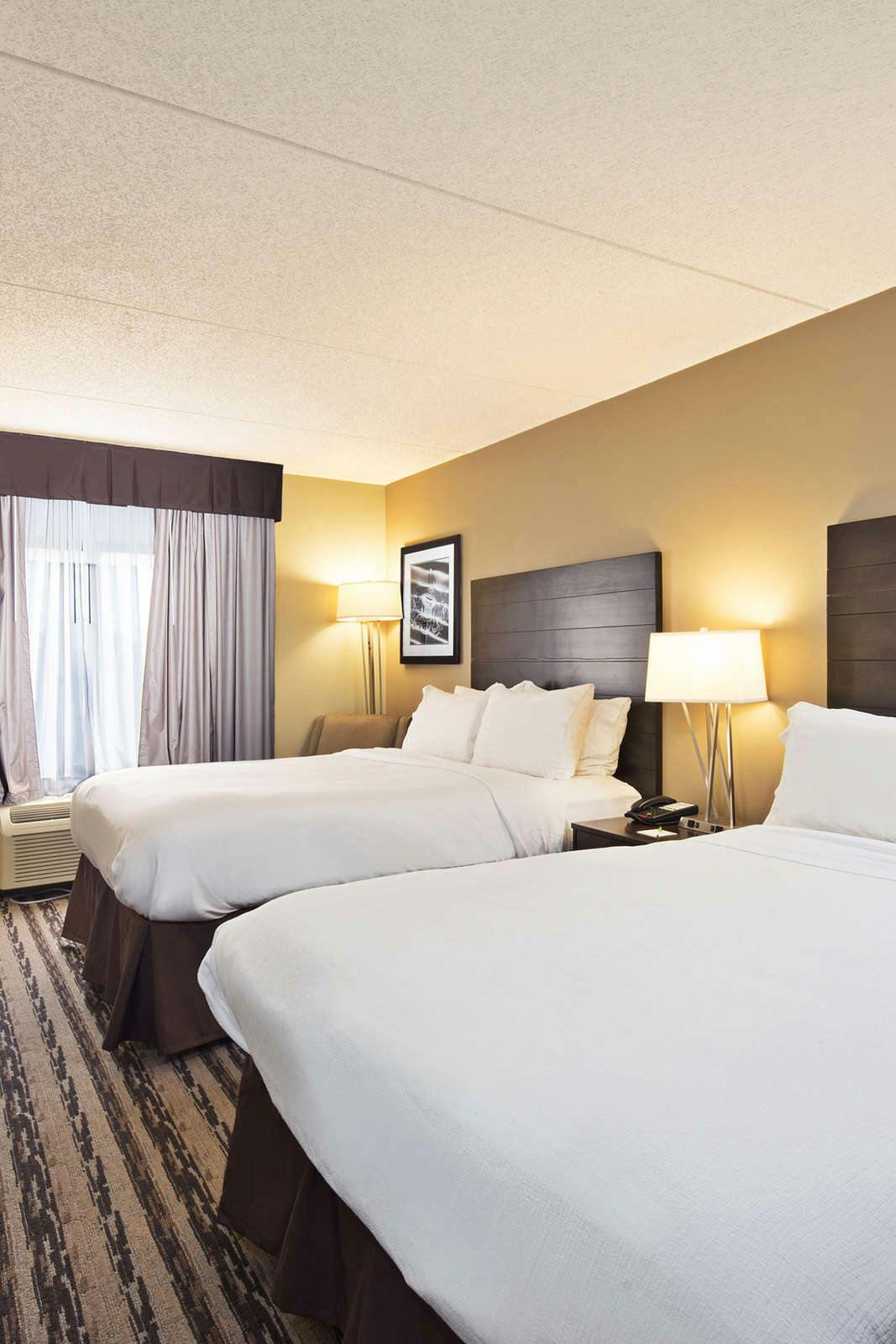 Hotel Holiday Inn Harrisburg East photo 3