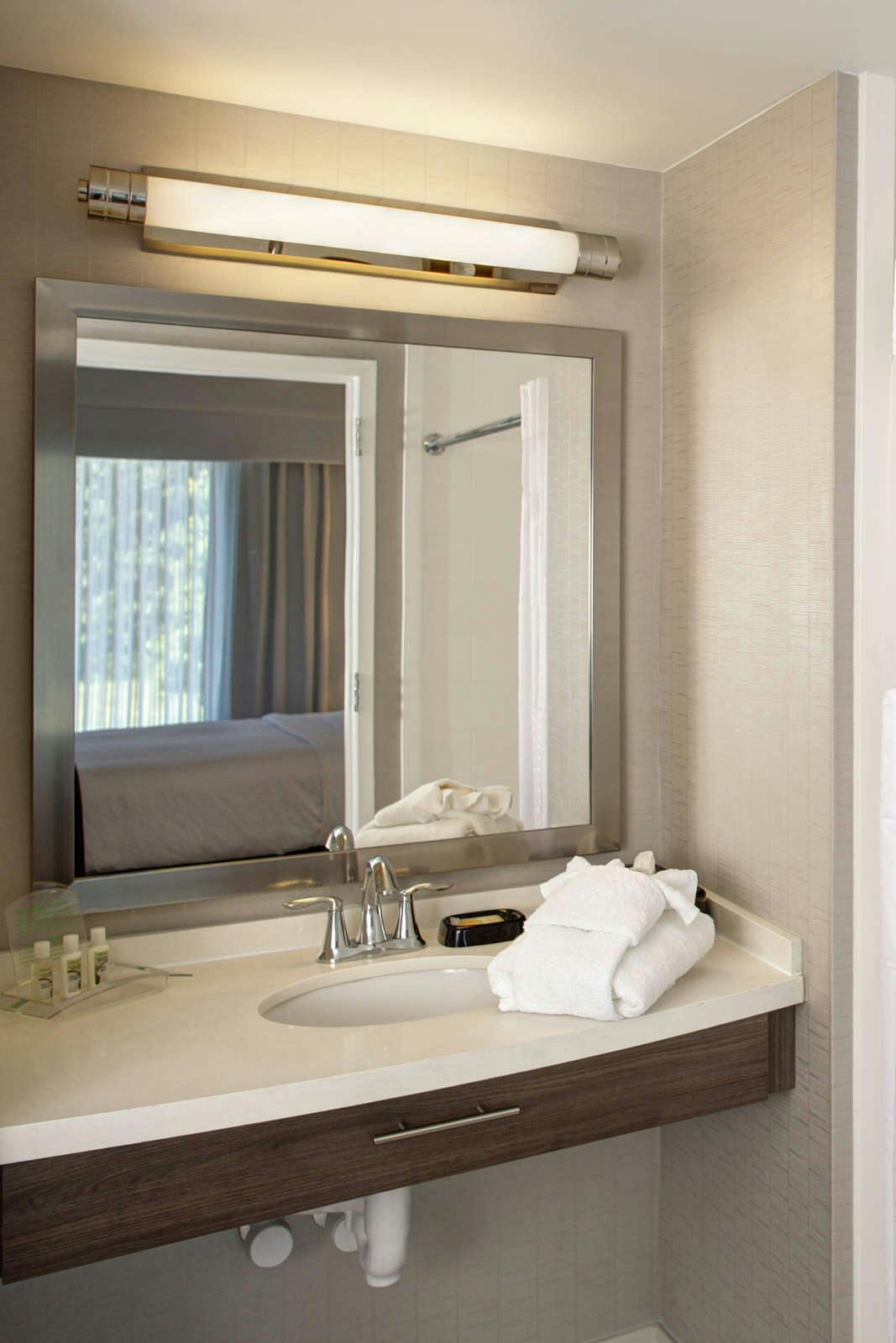 Hotel Holiday Inn Franklin - Cool Springs photo 4