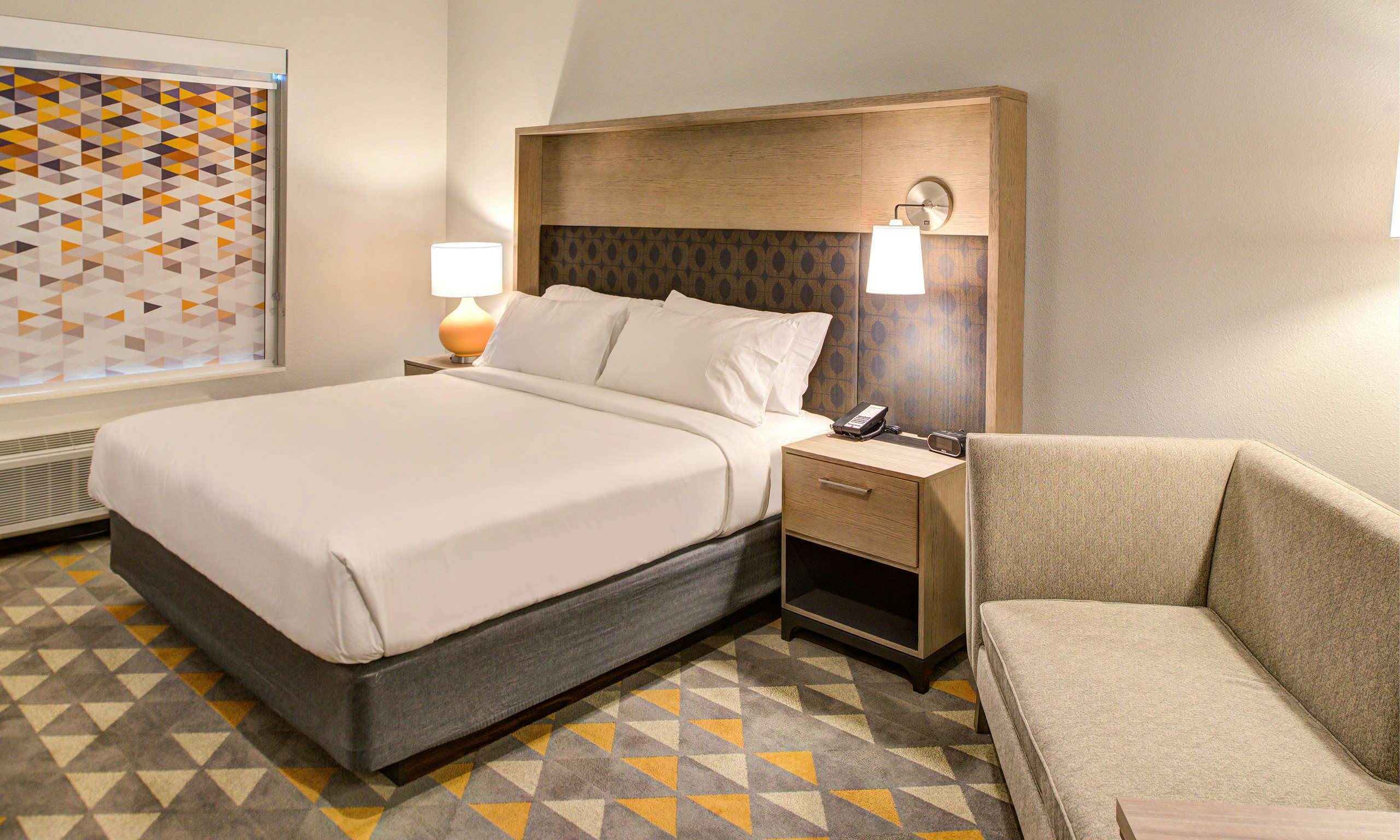 Holiday Inn & Suites Houston West - Katy Mills