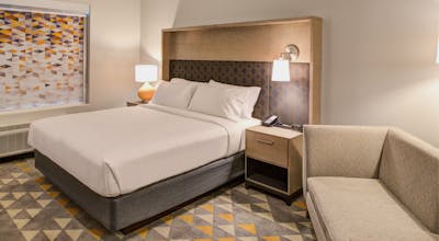 Holiday Inn & Suites Houston West - Katy Mills