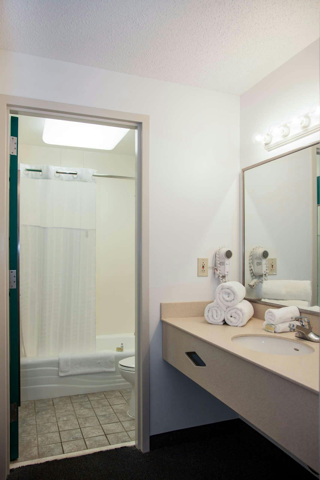 Hotel Federal City Inn & Suites photo 5