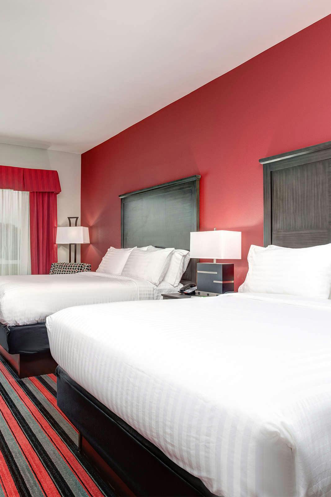 Hotel Holiday Inn & Suites Lafayette North photo 4