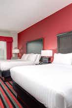 Hotel Holiday Inn & Suites Lafayette North photo 4