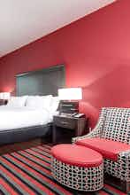 Hotel Holiday Inn & Suites Lafayette North photo 5