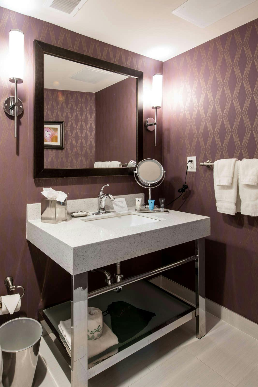 Hotel Crowne Plaza Saddle Brook photo 5