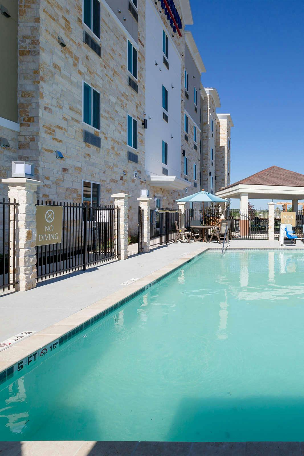 Hotel Candlewood Suites Buda - Austin SW photo 1