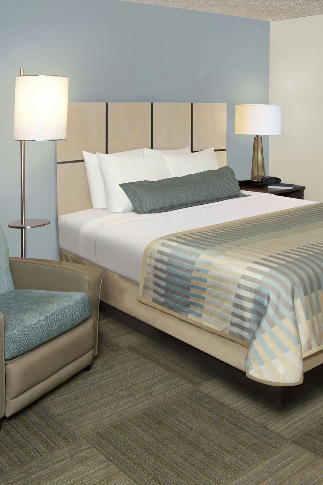 Hotel Candlewood Suites Farmers Branch photo 2