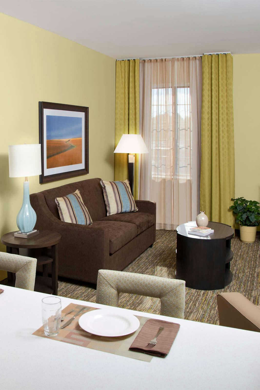 Hotel Candlewood Suites Farmers Branch photo 4