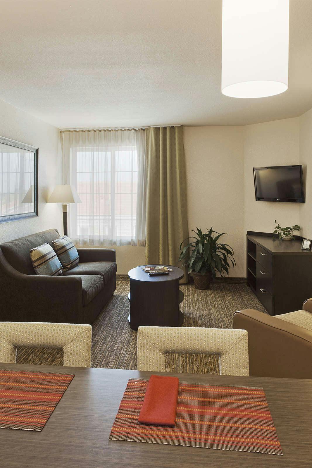 Hotel Candlewood Suites Houston North - I45 Spring by IHG photo 2