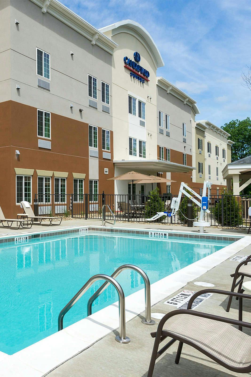 Hotel Candlewood Suites Grove City - Outlet Center photo 1