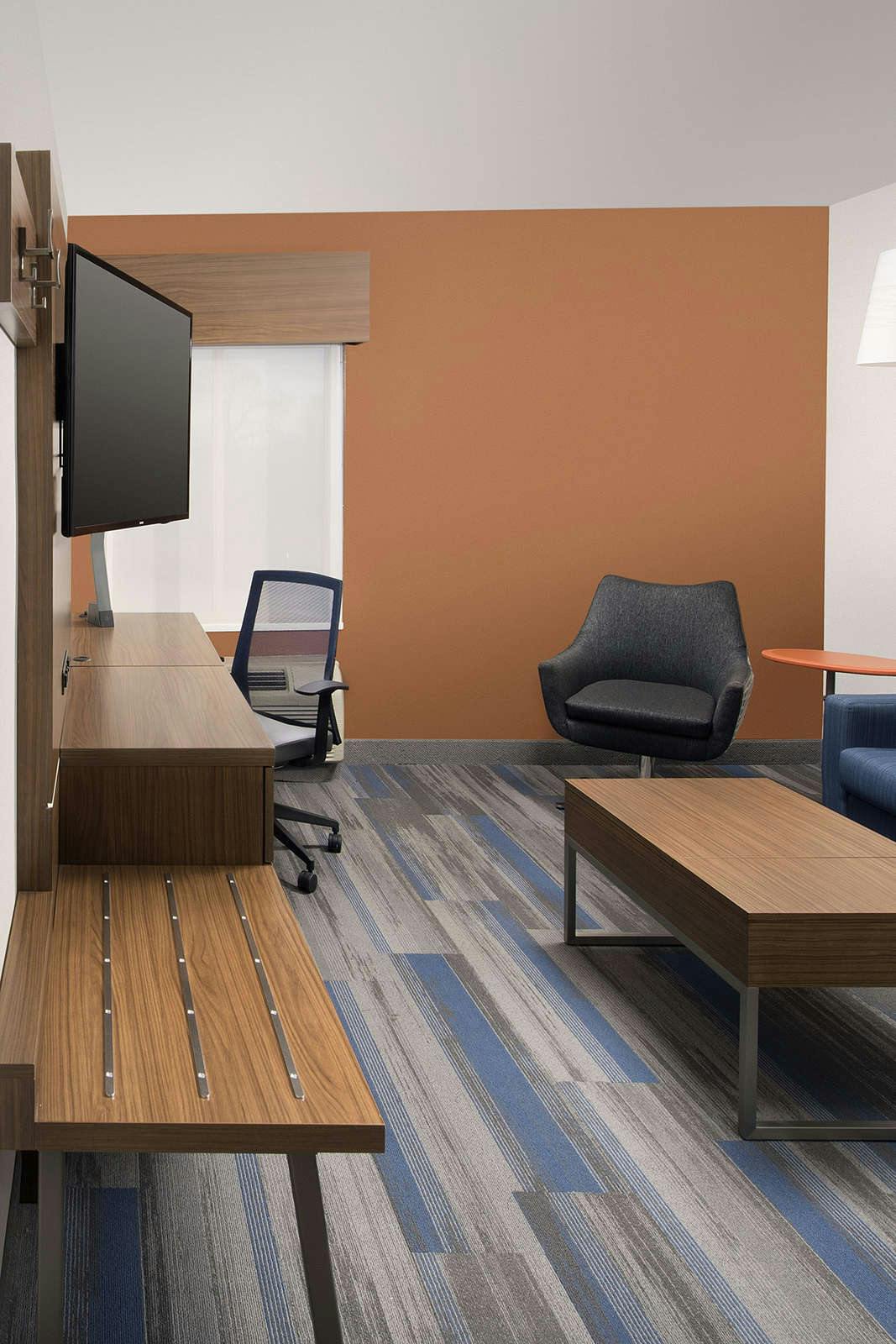 Hotel Holiday Inn Express & Suites College Park - University Area photo 2