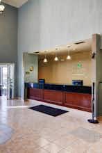 Hotel Quality Inn & Suites Terrell photo 5