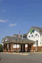 Hotel Holiday Inn Express & Suites Charlottesville - Ruckersville photo 1