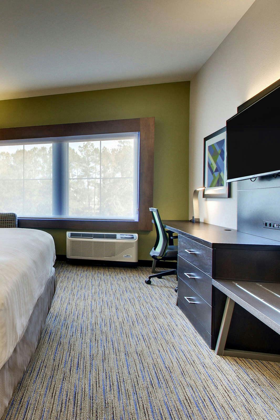 Hotel Holiday Inn Express & Suites Charleston NE Mt Pleasant US17 photo 4