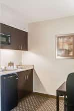 Hotel Holiday Inn Express & Suites Blacksburg University Area photo 5