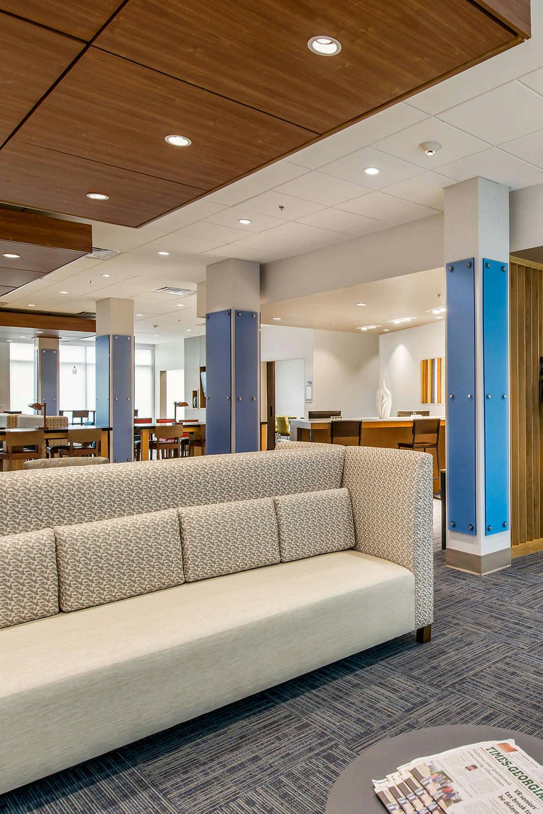 Hotel Holiday Inn Express & Suites Carrollton West photo 5