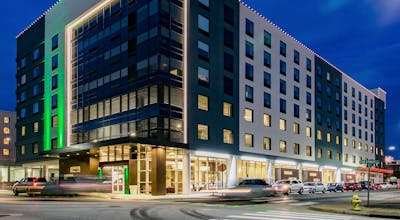 Holiday Inn & Suites Chattanooga Downtown