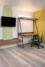 Hotel Holiday Inn Express & Suites Plano East photo 5