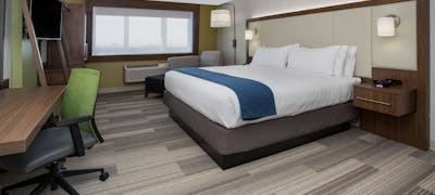 Holiday Inn Express & Suites Plano East
