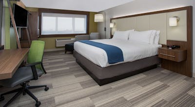 Holiday Inn Express & Suites Plano East