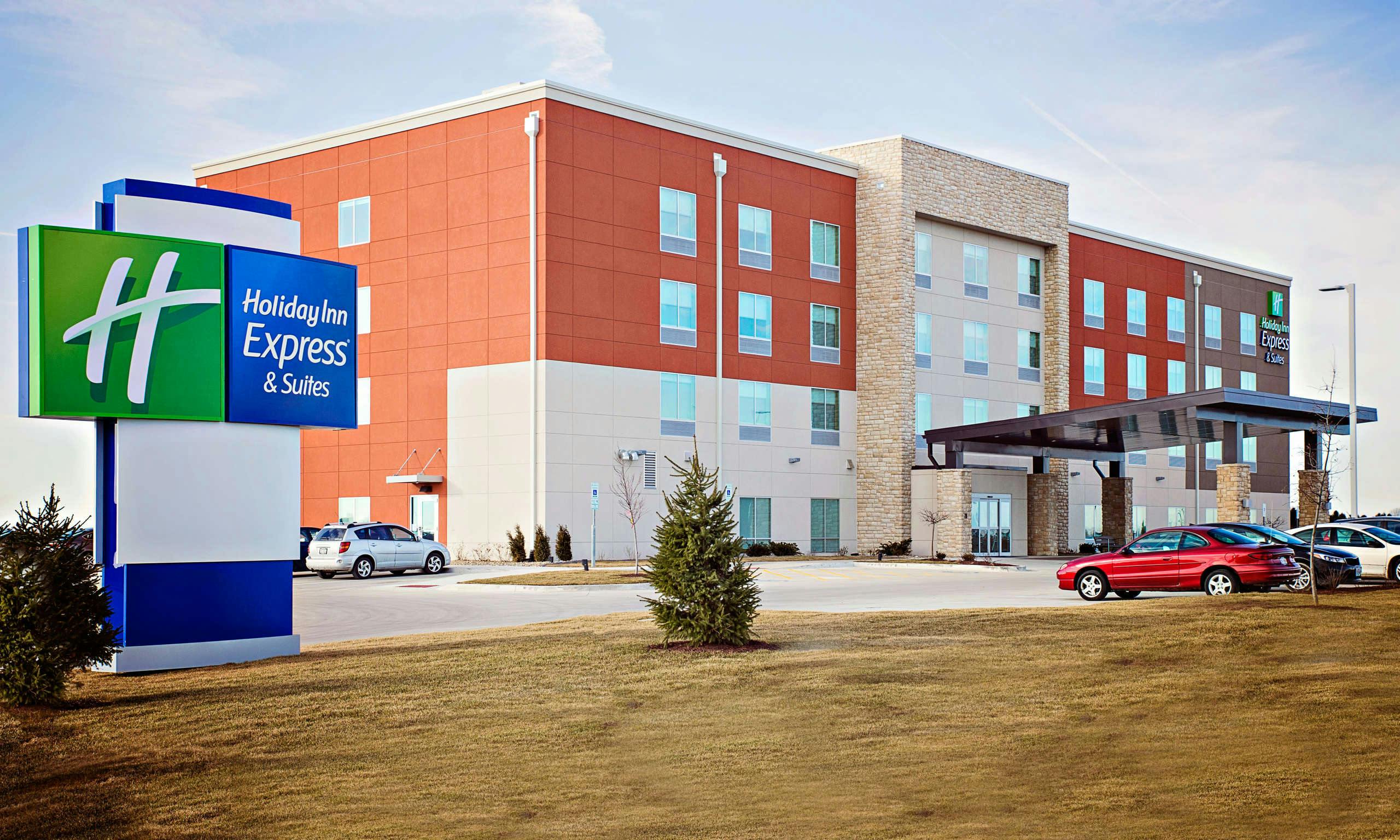 Holiday Inn Express & Suites Rantoul