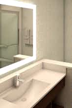 Hotel Holiday Inn Express & Suites Commerce photo 3