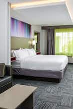 Hotel Holiday Inn Express & Suites Shippensburg photo 1