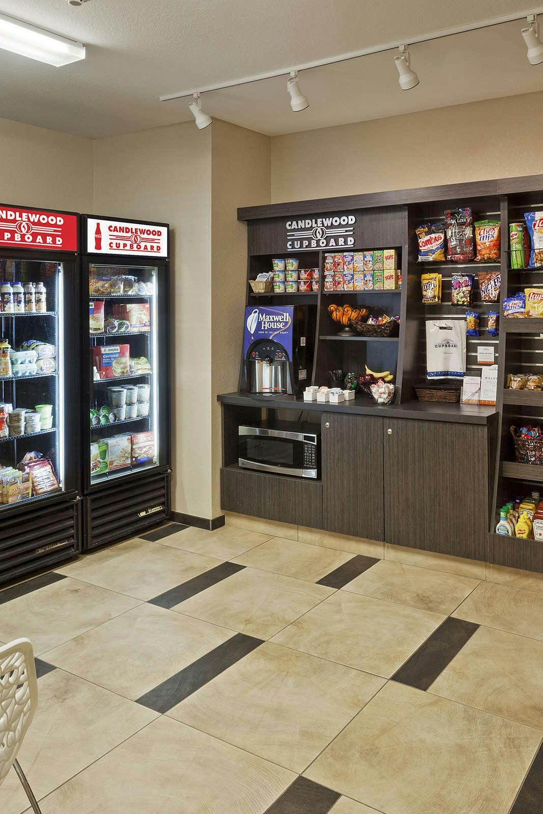 Hotel Candlewood Suites Pueblo photo 4
