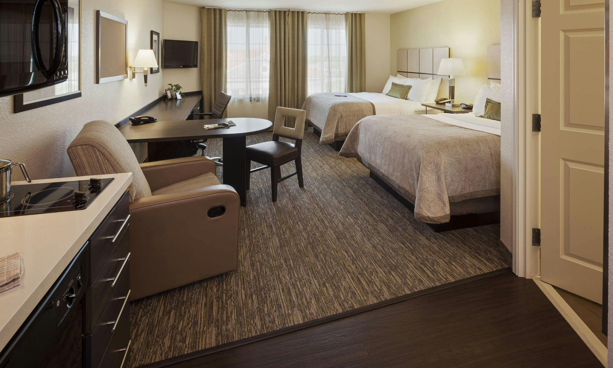 Candlewood Suites Pueblo
