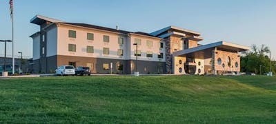 Holiday Inn Express & Suites Shippensburg