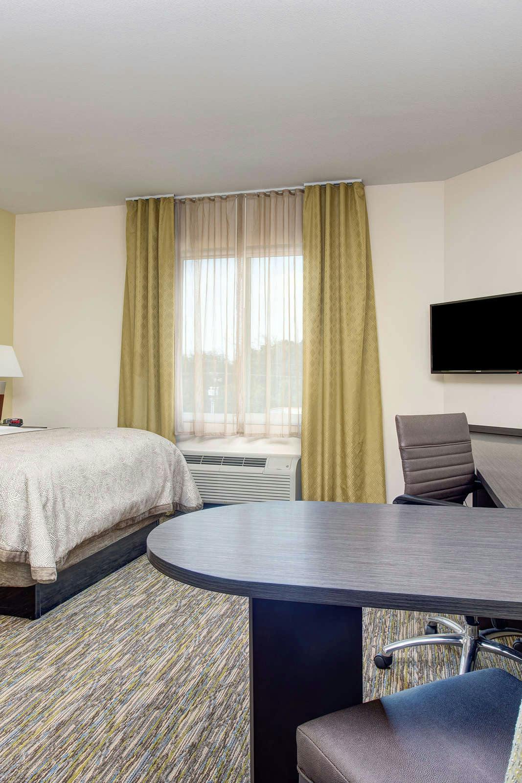 Hotel Candlewood Suites Cut Off photo 3