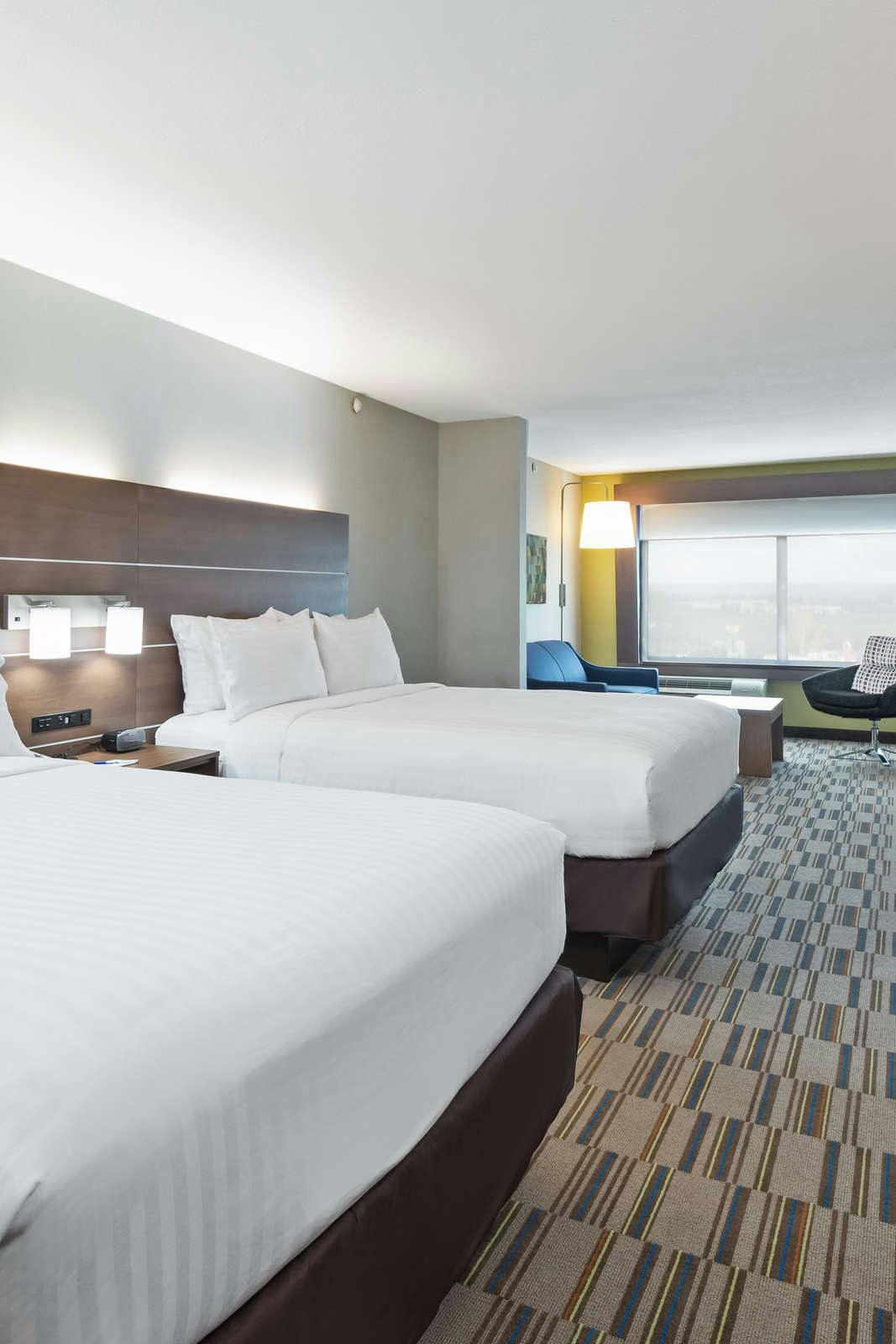 Hotel Holiday Inn Express & Suites Uniontown photo 4