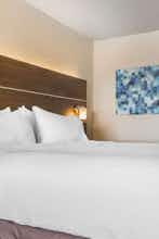 Hotel Holiday Inn Express & Suites Clarion photo 2