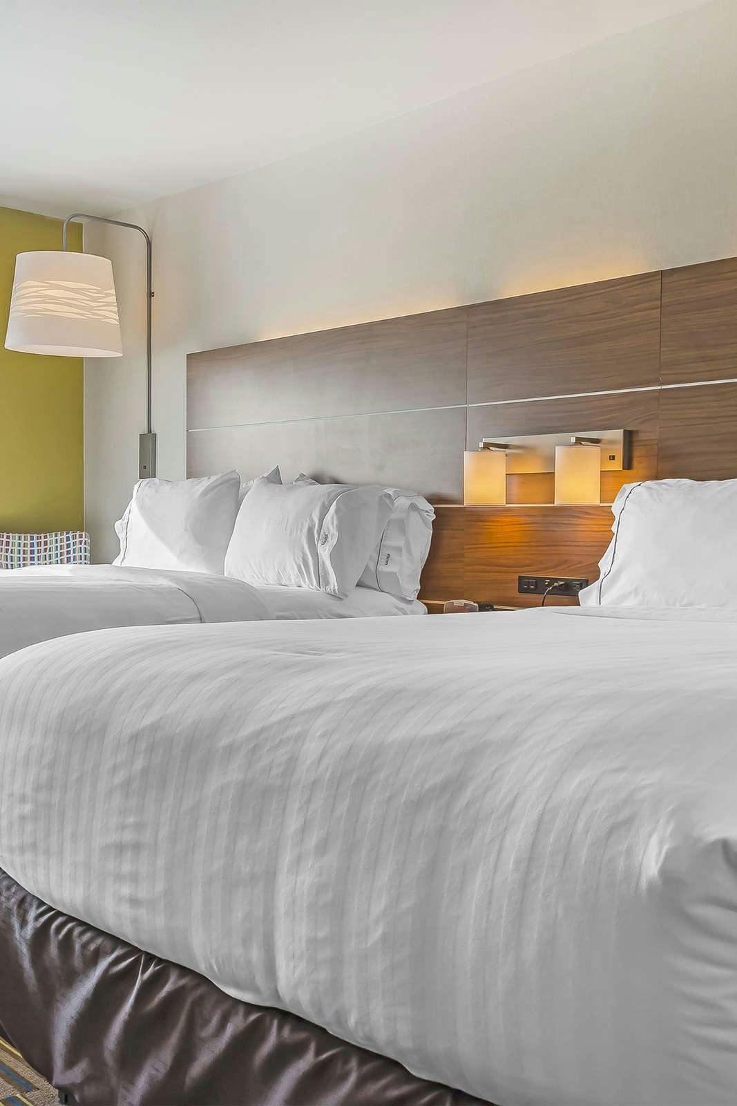 Hotel Holiday Inn Express & Suites Clarion photo 5