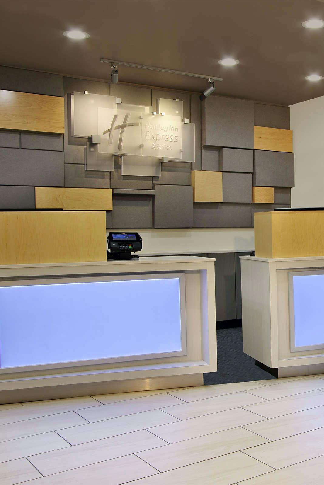 Hotel Holiday Inn Express & Suites Brookshire - Katy Freeway photo 5