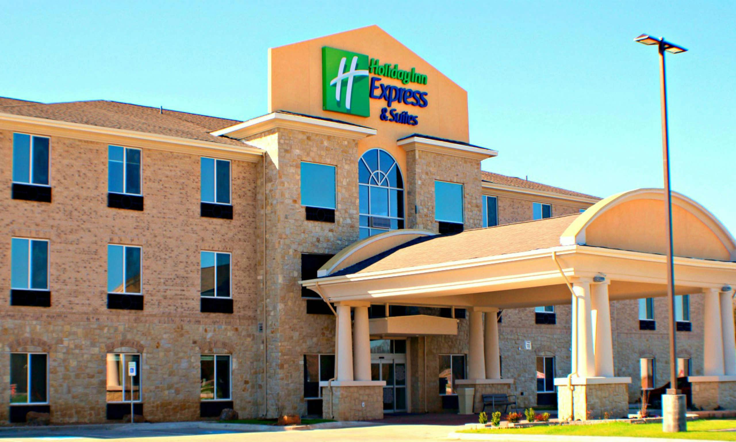 Holiday Inn Express & Suites Bonham