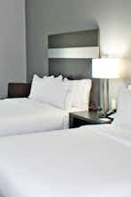 Hotel Holiday Inn Express & Suites Bonham photo 3