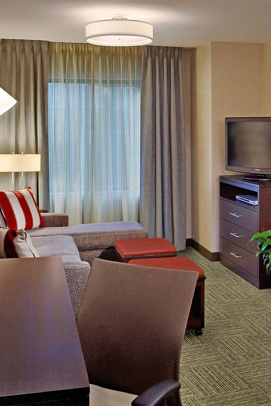 Hotel Staybridge Suites Plano The Colony photo 4