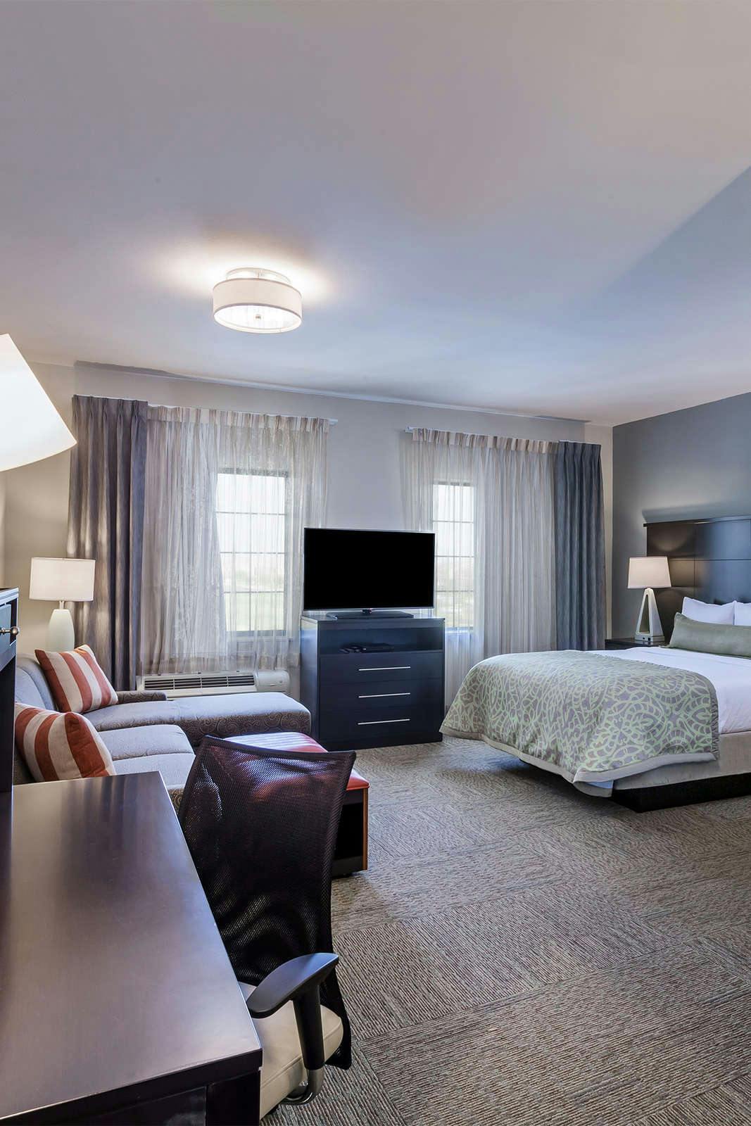 Hotel Staybridge Suites Fort Worth - Fossil Creek photo 4