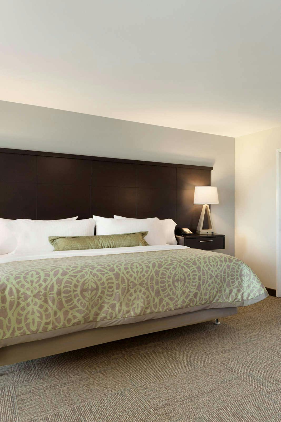 Hotel Staybridge Suites Midland photo 1