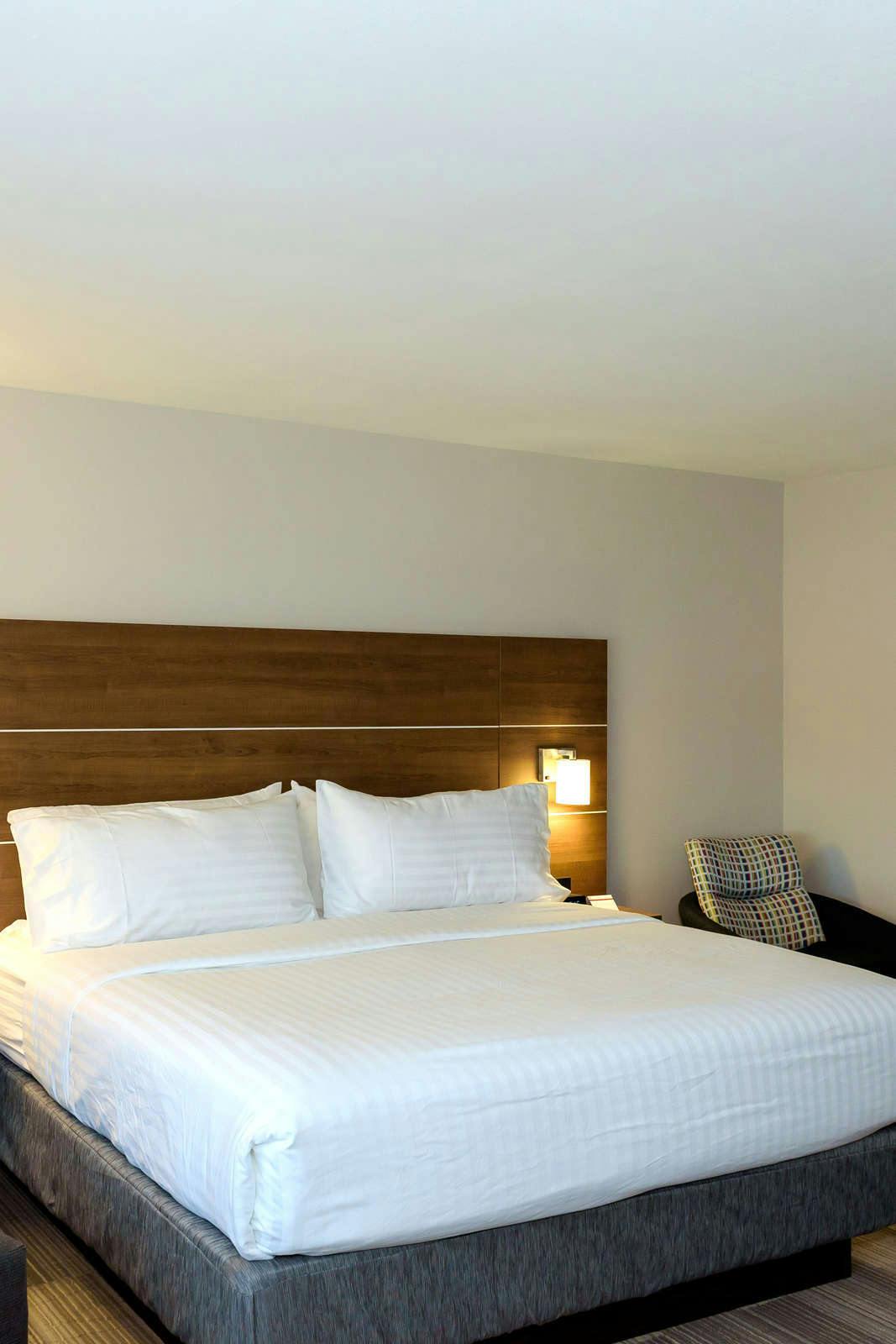 Hotel Holiday Inn Express & Suites McKinney - Frisco East photo 2