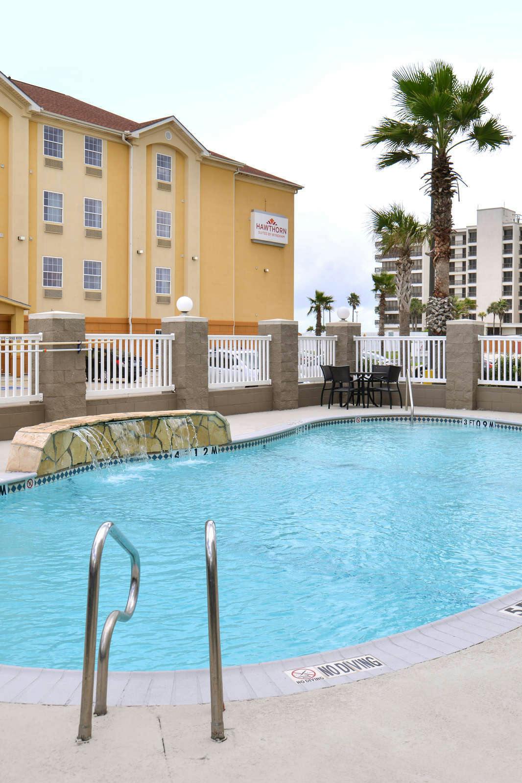 Hotel Holiday Inn Express & Suites Corpus Christi - N Padre Island photo 1