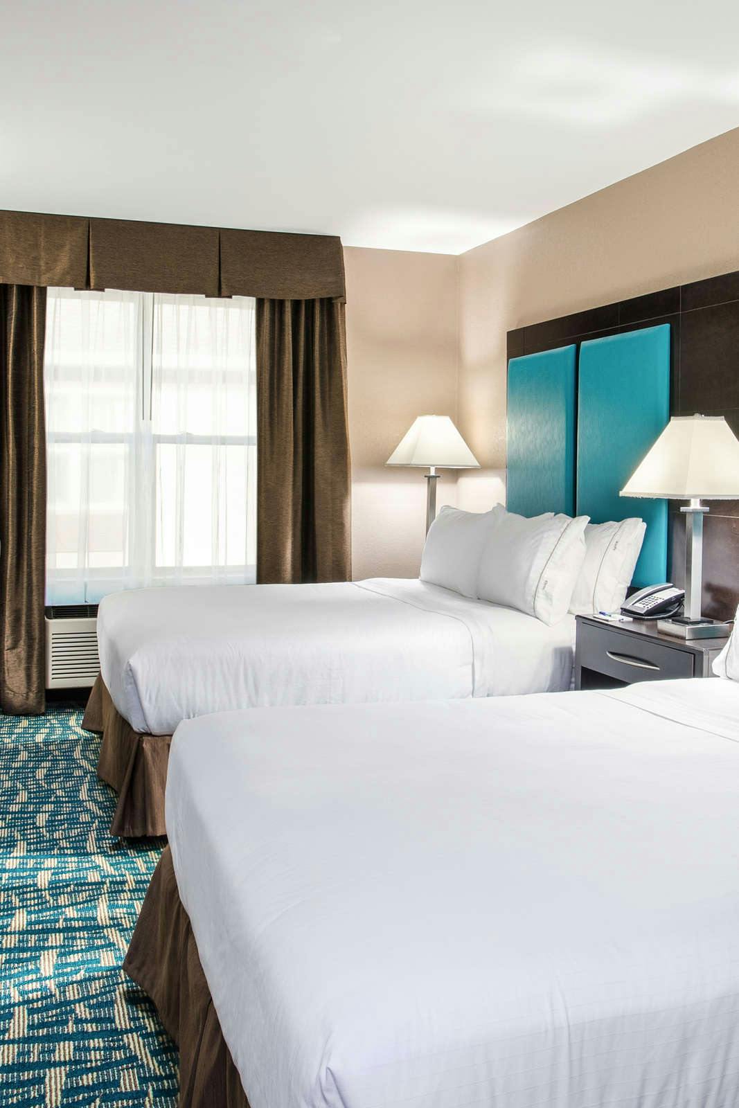 Hotel Holiday Inn Express & Suites Wyomissing photo 2