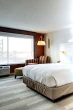 Hotel Holiday Inn Express & Suites Galesburg photo 2