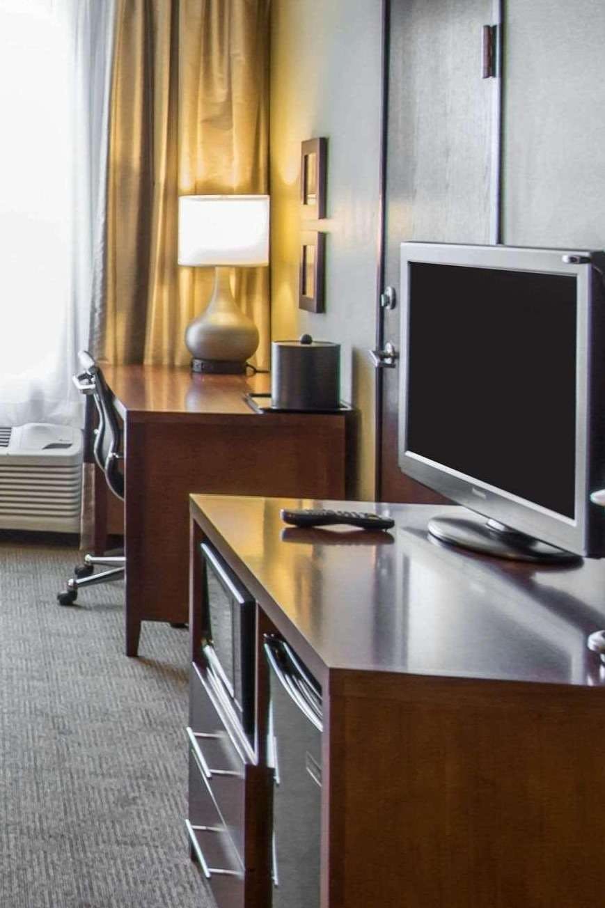 Hotel Comfort Inn & Suites Spokane Valley Central photo 2