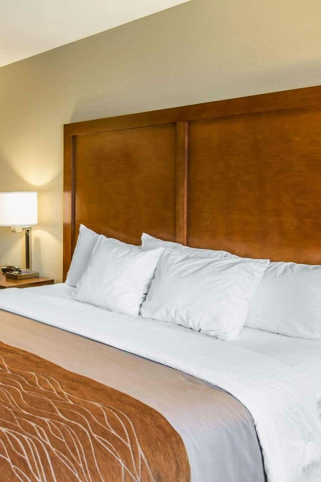 Hotel Comfort Inn & Suites Spokane Valley Central photo 1