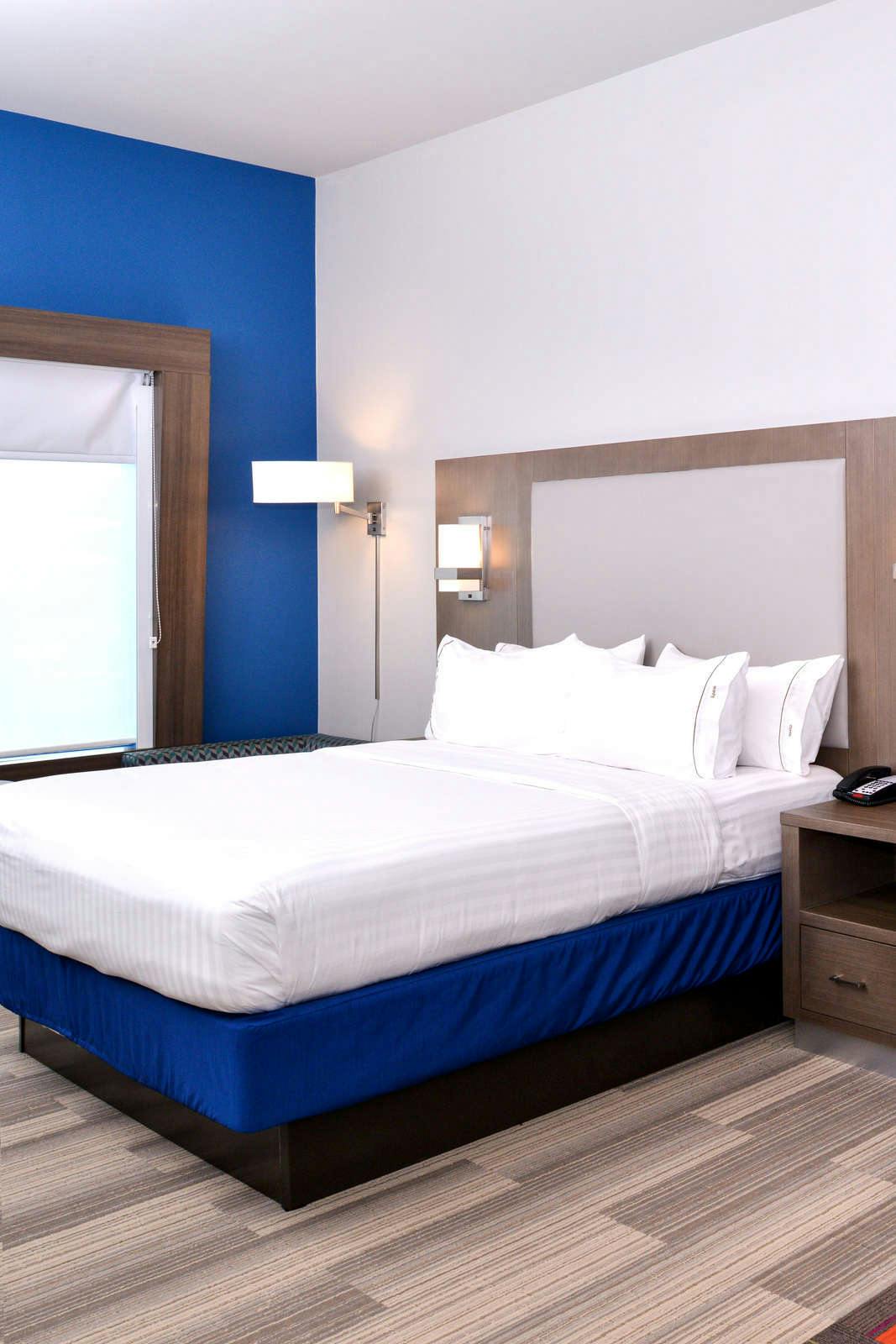 Hotel Holiday Inn Express & Suites Houston E - Pasadena photo 2